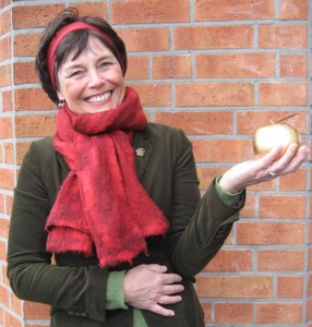 Doris Bauman mit Apel